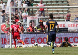 Bari-Juve Stabia 3-0
